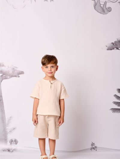 Completo maglia goffrata beige con bermuda a righe Latitta