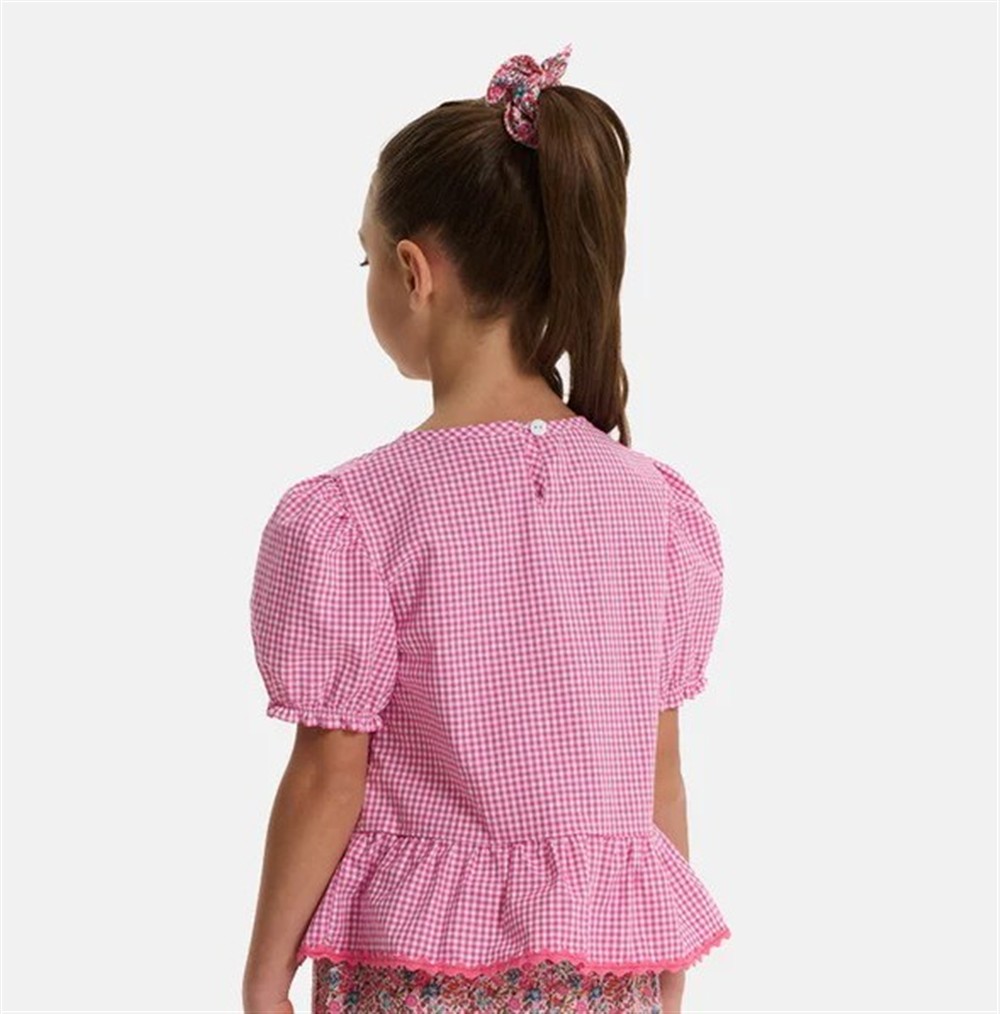 Completo camicia e Shorts in cotone vichy fucsia e bianco con rouches liberty fiori fucsia e celesti Pesciolino Rosso - immagine 2