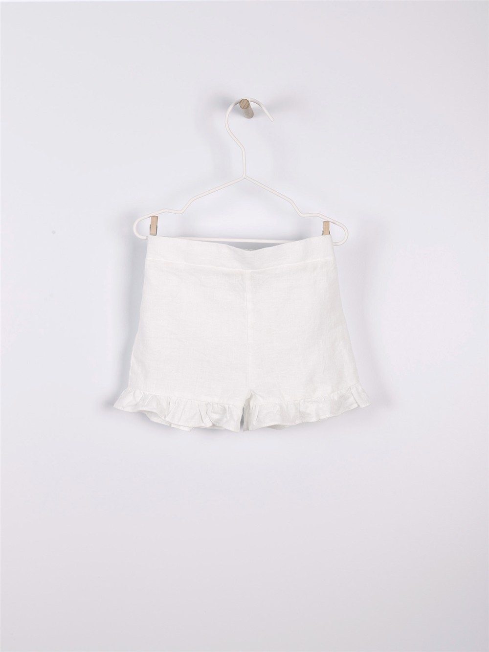 Shorts in lino bianco con rouche Wedoble
