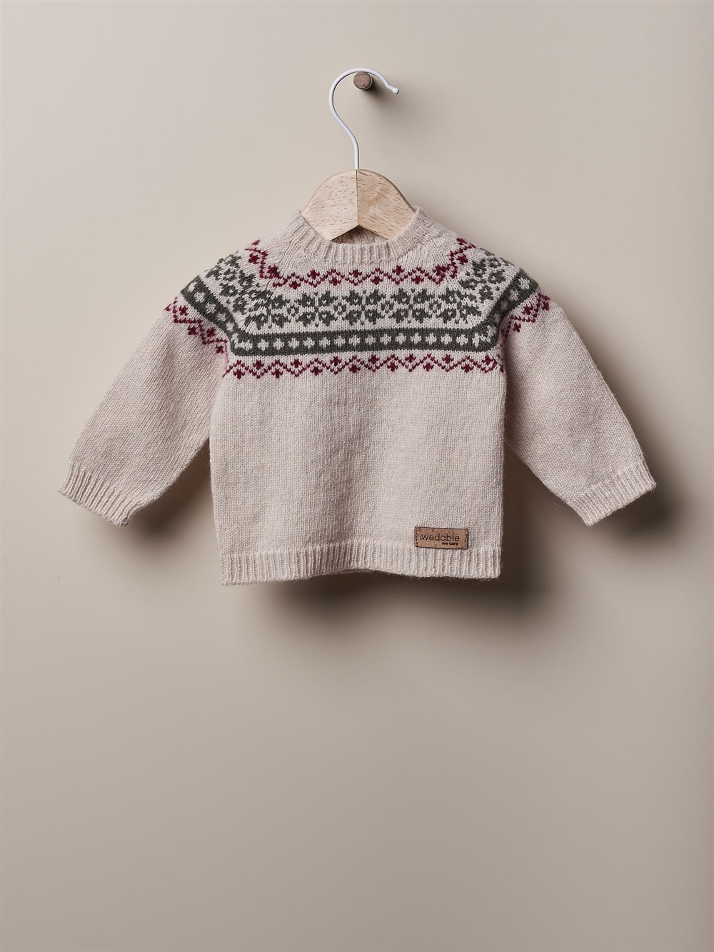Maglione in lana panna con ricami nordici rossi Wedoble